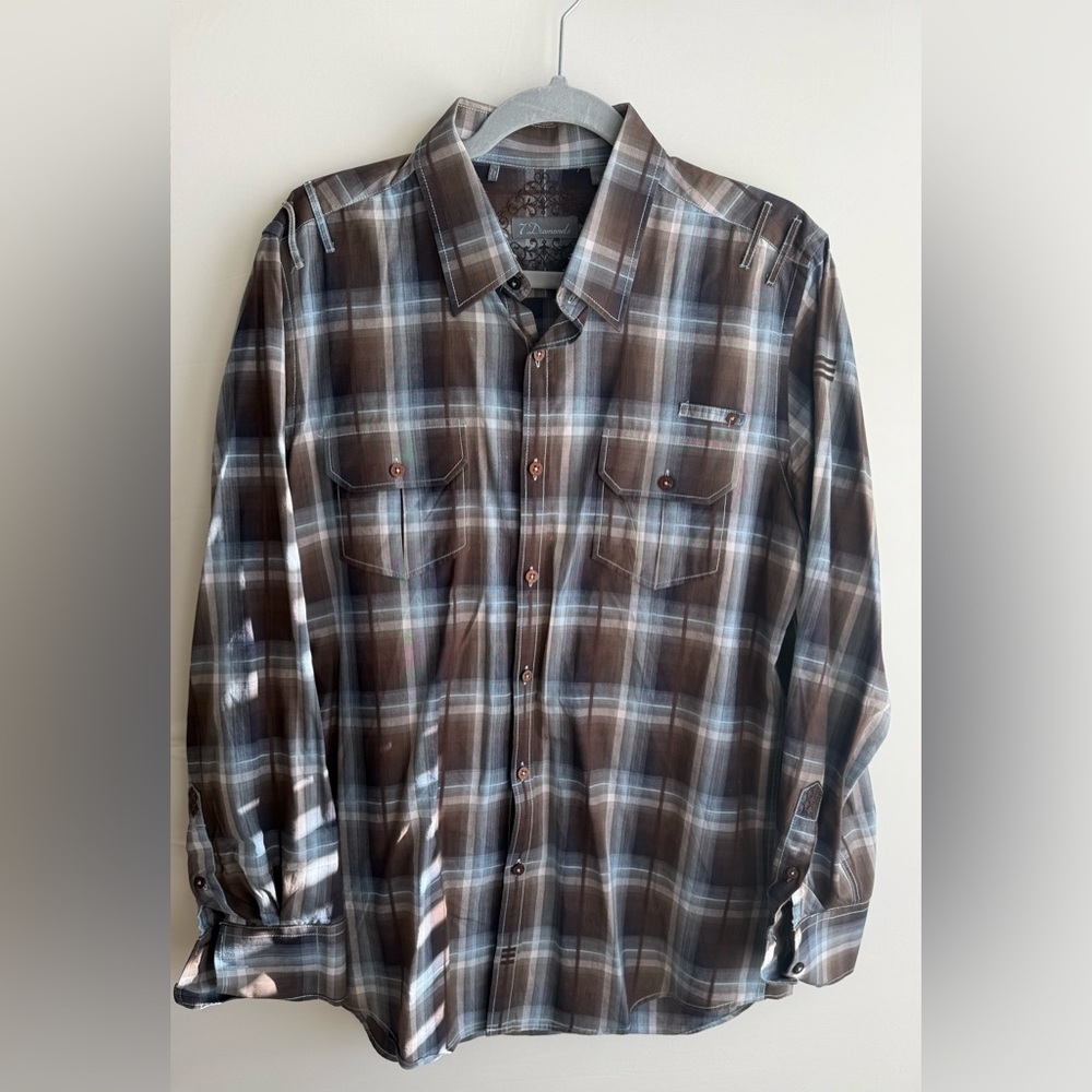 7 Diamonds button down shirt • Men’s large